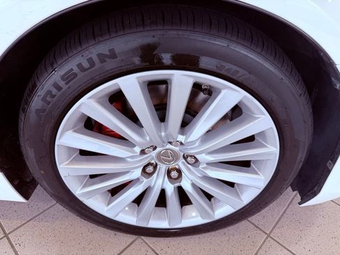 Used 2014 Lexus LS 460 L image 16