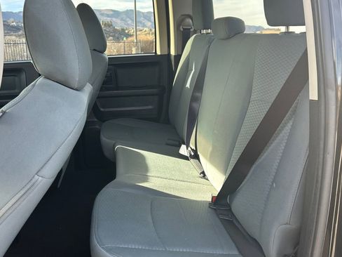 Used 2015 RAM 1500 Express image 10