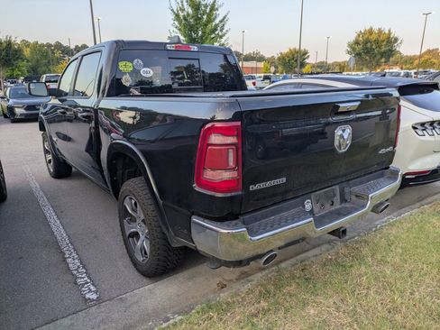 Used 2022 RAM 1500 Laramie AWD/4WD image 4
