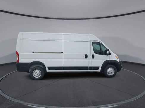 New 2026 RAM ProMaster 2500 w/ Convenience Group FWD image 9