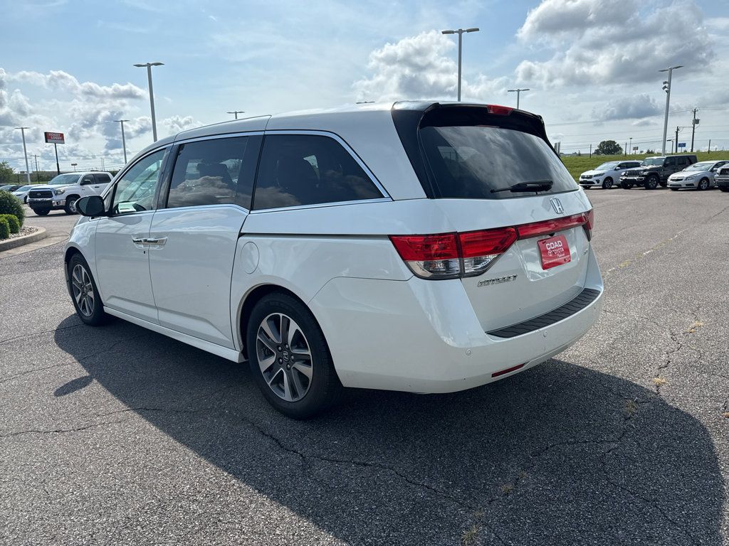 Used 2015 Honda Odyssey Touring image 3