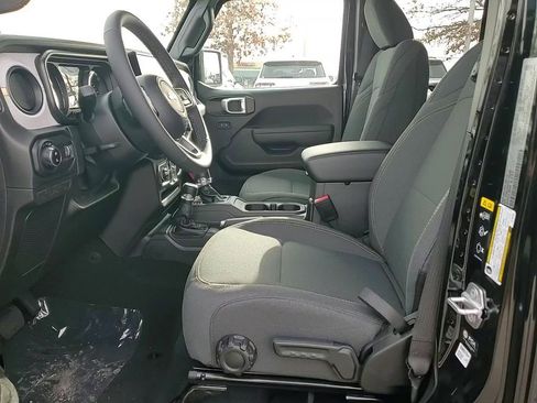 New 2026 Jeep Gladiator Sport image 11