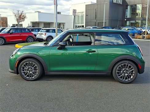 Used 2025 MINI Cooper S image 8