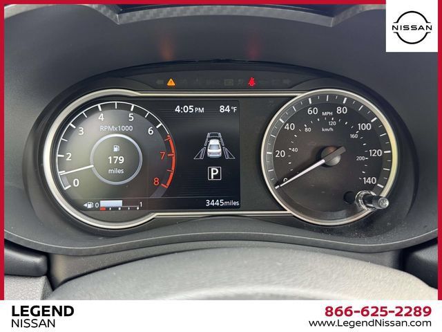 Used 2025 Nissan Versa SR w/ Trunk Package FWD image 22