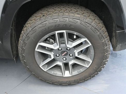 New 2026 GMC Terrain AT4 w/ Technology Package II image 12