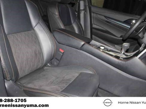 Used 2023 Nissan Maxima SR w/ Sport Mat Group image 6