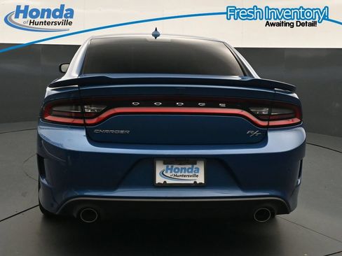 Used 2022 Dodge Charger R/T w/ Plus Group RWD image 7