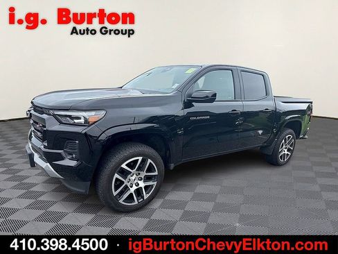 Used 2024 Chevrolet Colorado Z71 w/ Z71 Convenience Package 2 AWD/4WD image 4