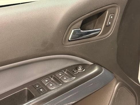 Used 2022 Chevrolet Colorado Z71 AWD/4WD image 15