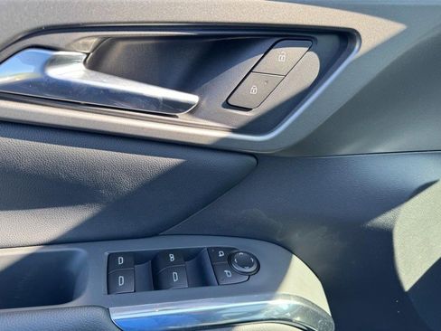 New 2026 Chevrolet Traverse LT w/ Sun and Wheel Package FWD image 39