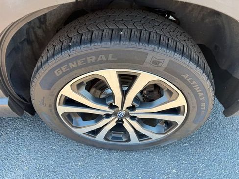 Used 2019 Subaru Forester Limited AWD/4WD image 14