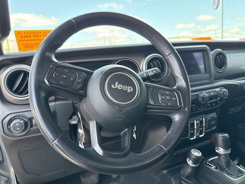 Used 2021 Jeep Gladiator Sport AWD/4WD image 11