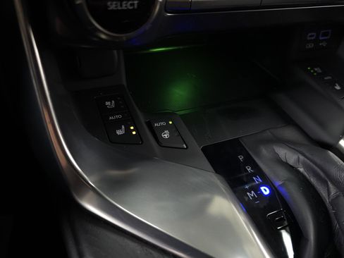 Used 2023 Lexus LX 600 4WD w/ Appearance Package image 35