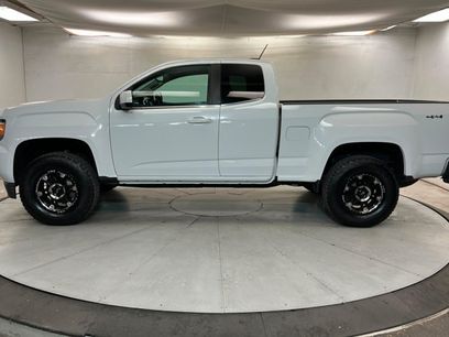 Used 2017 GMC Canyon SLE