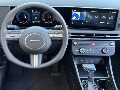 New 2026 Hyundai Tucson SE image 12