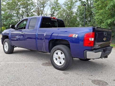 Used 2011 Chevrolet Silverado 1500 LT w/ All-Star Edition AWD/4WD image 7