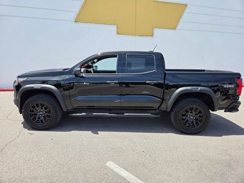 Certified 2024 Chevrolet Colorado Trail Boss w/ Advanced Trailering Package AWD/4WD image 3