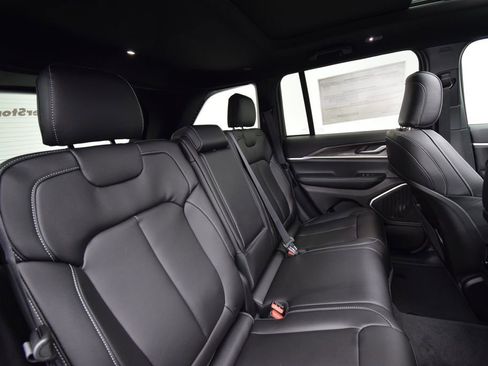 New 2026 Jeep Grand Cherokee Limited image 20