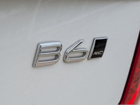 Used 2025 Volvo XC90 B6 Ultra w/ Lounge Package AWD/4WD image 8