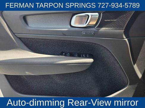 Used 2021 Volvo XC40 T5 R-Design w/ Advanced Package AWD/4WD image 24