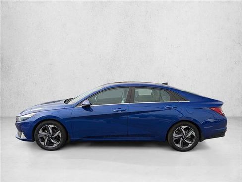 Certified 2023 Hyundai Elantra Limited image 8