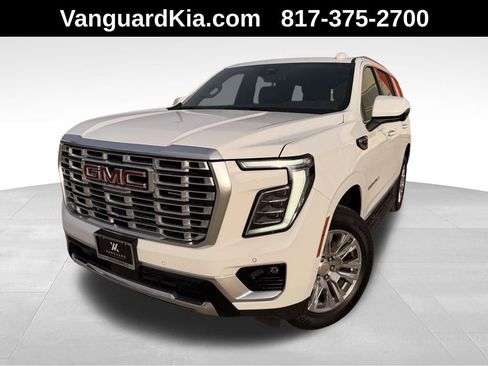Used 2025 GMC Yukon Denali image 1