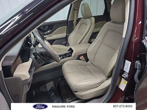 Used 2021 Lincoln Corsair Reserve w/ Sport Package image 33