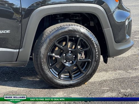 Used 2020 Jeep Renegade Altitude image 18
