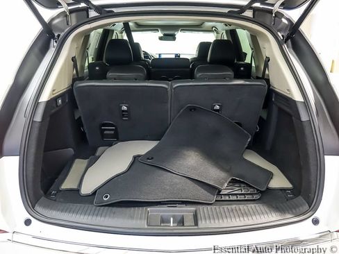 Used 2025 Acura MDX SH-AWD image 24