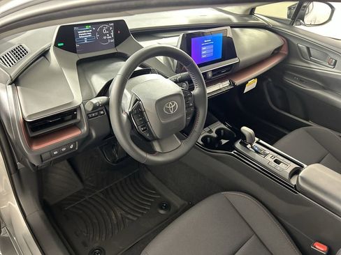 New 2026 Toyota Prius Plug-In Hybrid image 11