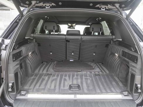 Used 2025 BMW X5 xDrive50e w/ Executive Package image 22