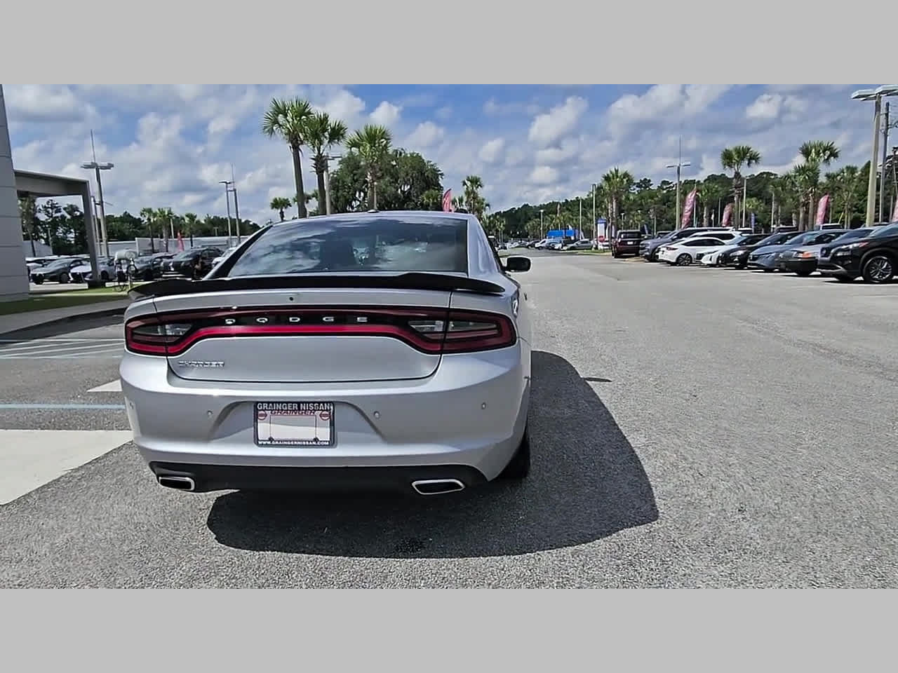 Used 2020 Dodge Charger SXT w/ Driver Convenience Group RWD image 31