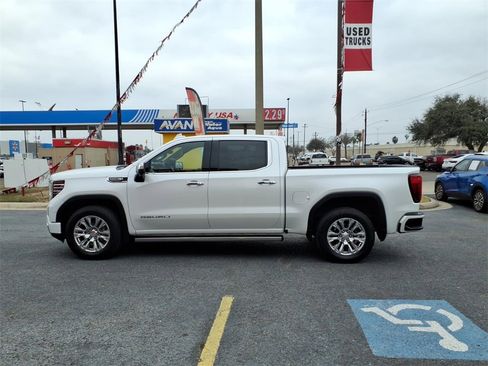 Used 2023 GMC Sierra 1500 Denali w/ Technology Package image 2