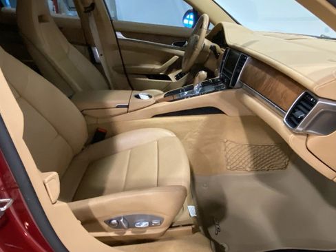 Used 2011 Porsche Panamera image 34