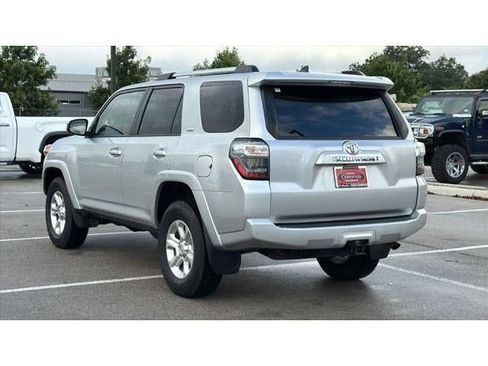 Certified 2024 Toyota 4Runner SR5 AWD/4WD image 9
