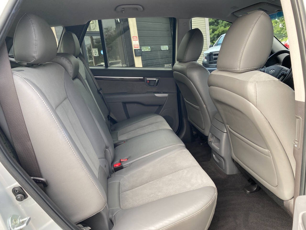 Used 2012 Hyundai Santa Fe SE AWD/4WD image 26
