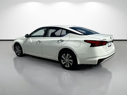 Used 2019 Nissan Altima 2.5 S AWD/4WD image 5