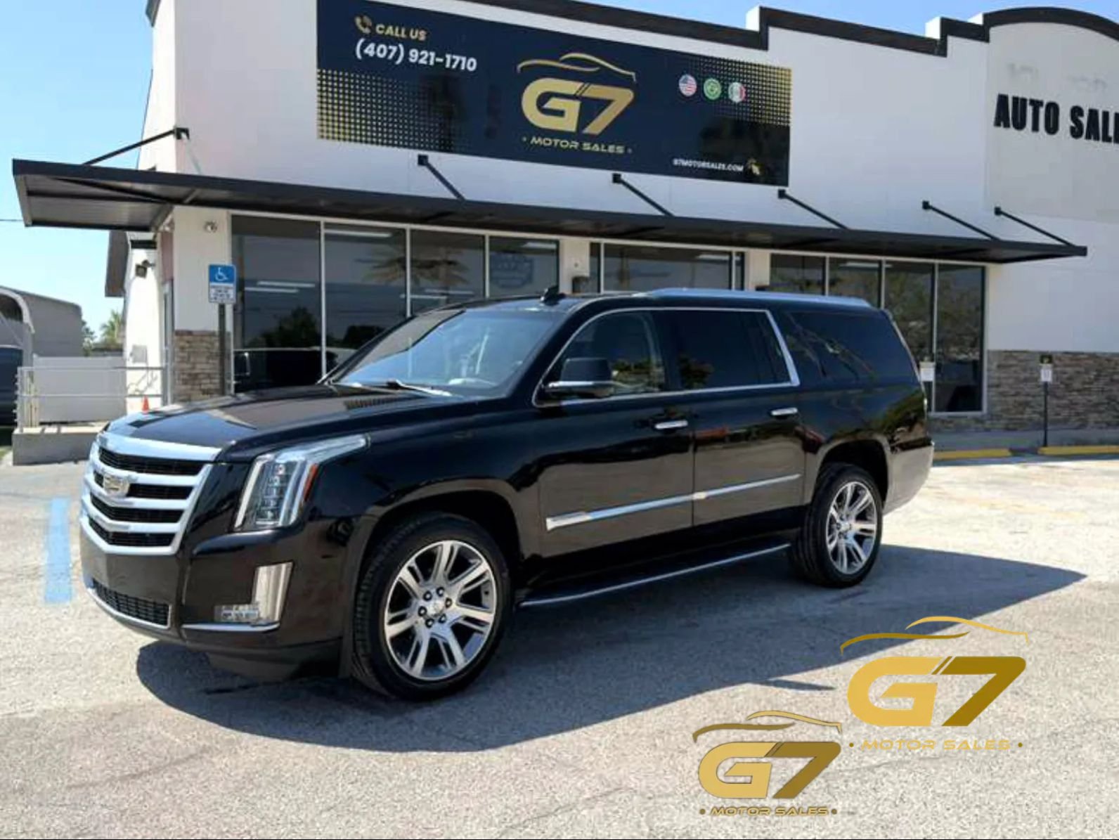 Used 2016 Cadillac Escalade ESV Luxury RWD image 1