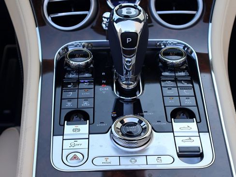 New 2026 Bentley Continental GTC AWD/4WD image 21