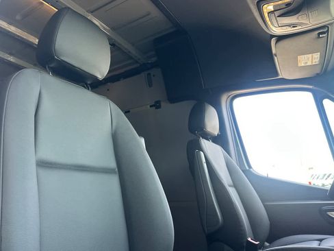 New 2025 Mercedes-Benz Sprinter 2500 image 13