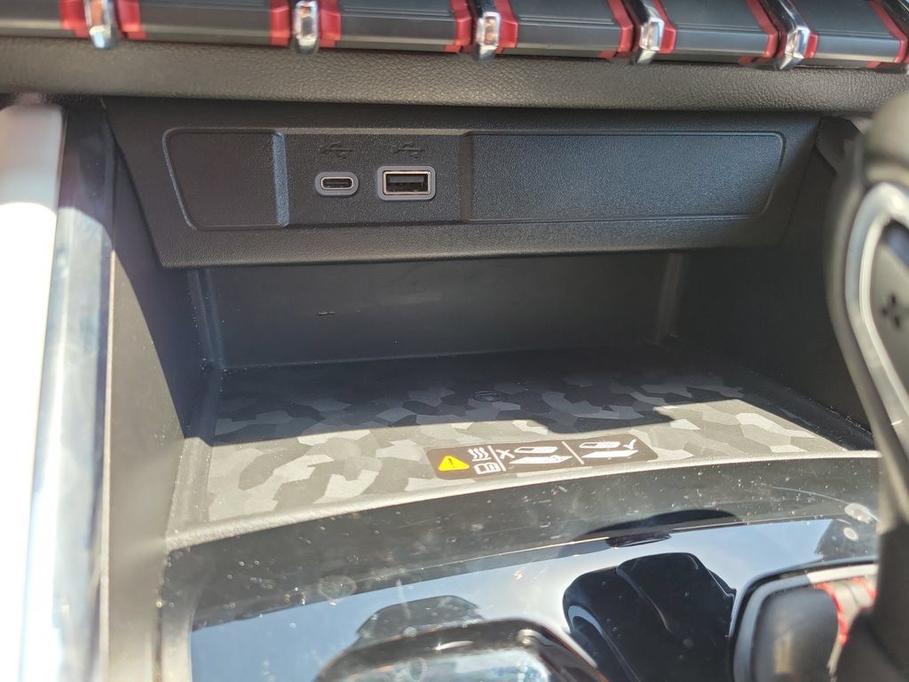 Used 2023 GMC Canyon AT4X AWD/4WD image 33