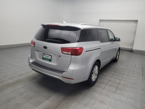 Used 2018 Kia Sedona LX w/ LX Essentials Premium Package FWD image 9
