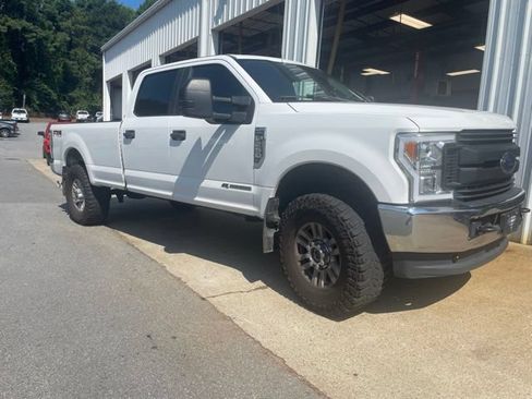 Used 2019 Ford F250 XL w/ Power Equipment Group AWD/4WD image 3