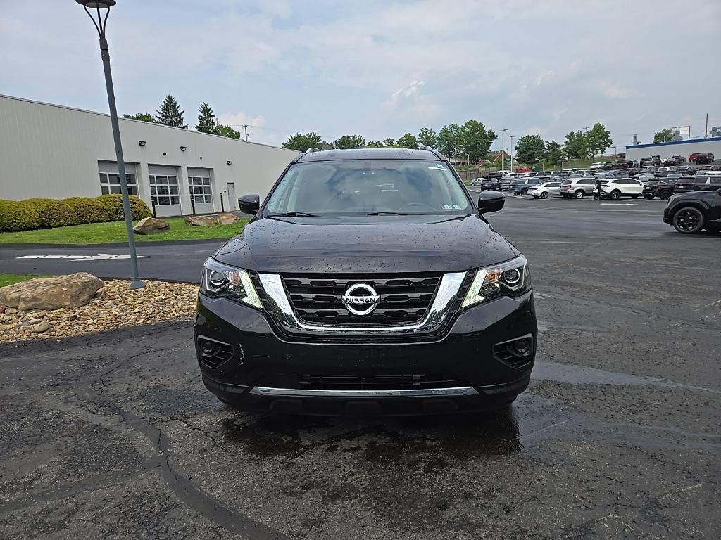 Used 2020 Nissan Pathfinder S AWD/4WD image 1