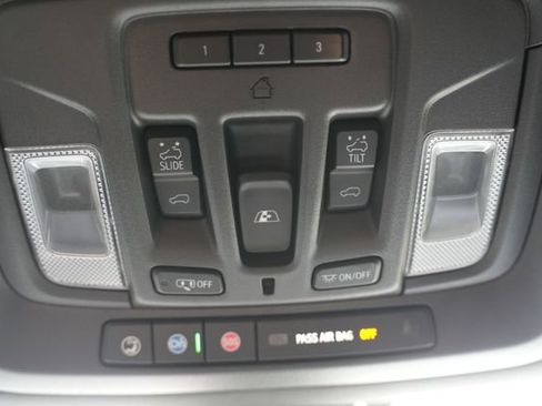 Used 2020 Chevrolet Silverado 2500 High Country w/ Z71 Off-Road Package image 30