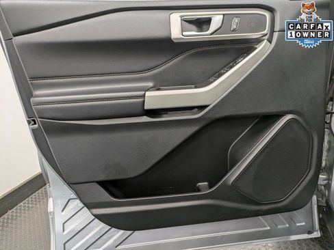 Used 2022 Ford Explorer XLT w/ Class IV Trailer Tow Package image 8