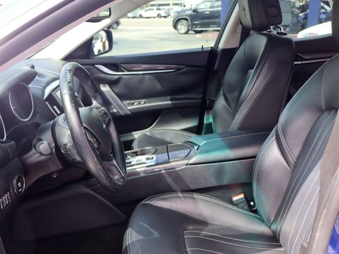 Used 2016 Maserati Ghibli RWD image 10