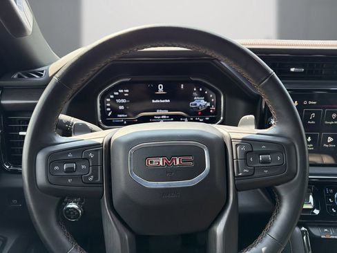 Used 2024 GMC Sierra 1500 AT4 w/ Technology Package AWD/4WD image 20