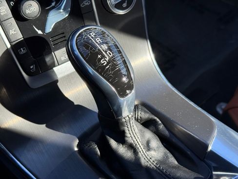 Used 2016 Volvo S60 T5 image 26