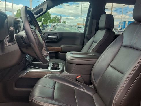 Used 2019 Chevrolet Silverado 1500 High Country w/ Technology Package AWD/4WD image 16